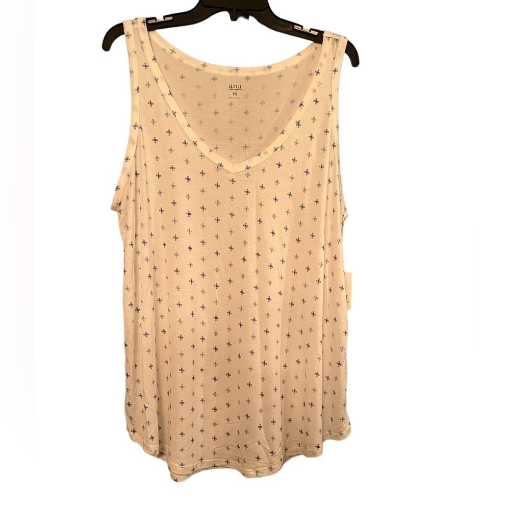 NWT a.n.a. Women’s Sleeveless Blouse